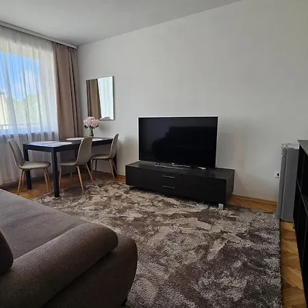 度假居 Goldenberg House *